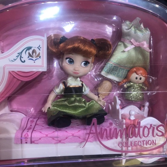 Frozen Anna animators - Picture 2 of 4